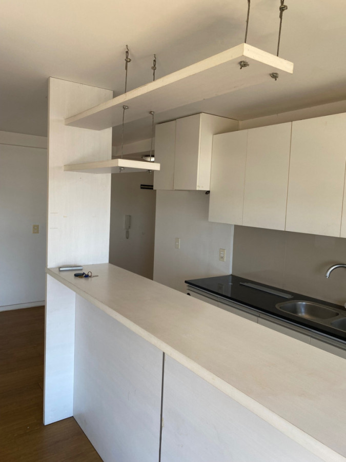 Apartamento ID.11613 - Alquiler Apartamento 2 Dorm 2 Baños Cochera Terraza Lavadero En Malvin