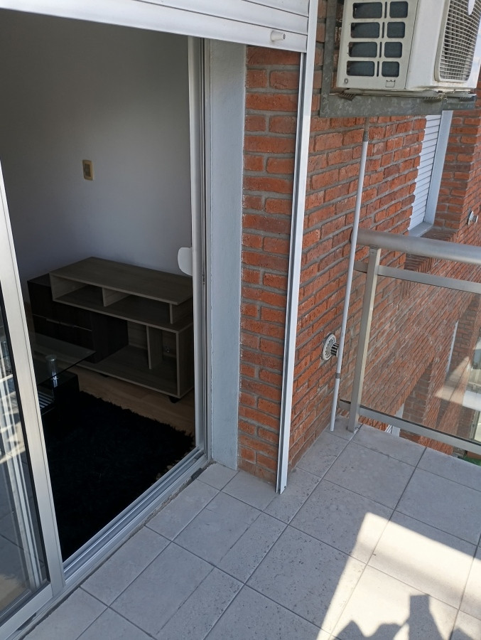 Apartamento ID.5806 - Alquiler Apartamento Tres Cruces 1 Dormitorio Amueblado