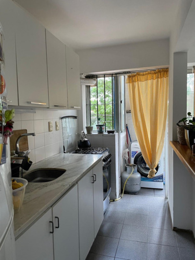 Apartamento ID.10411 - VENTA APARTAMENTO EN BUCEO 2 DORMIORIOS Y BALCÓN!