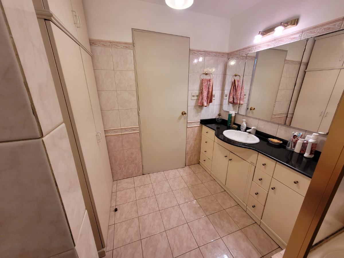 Apartamento ID.3217 - Venta Apartamento 4 Dormitorios 3 Baños Pocitos Losa Radiante