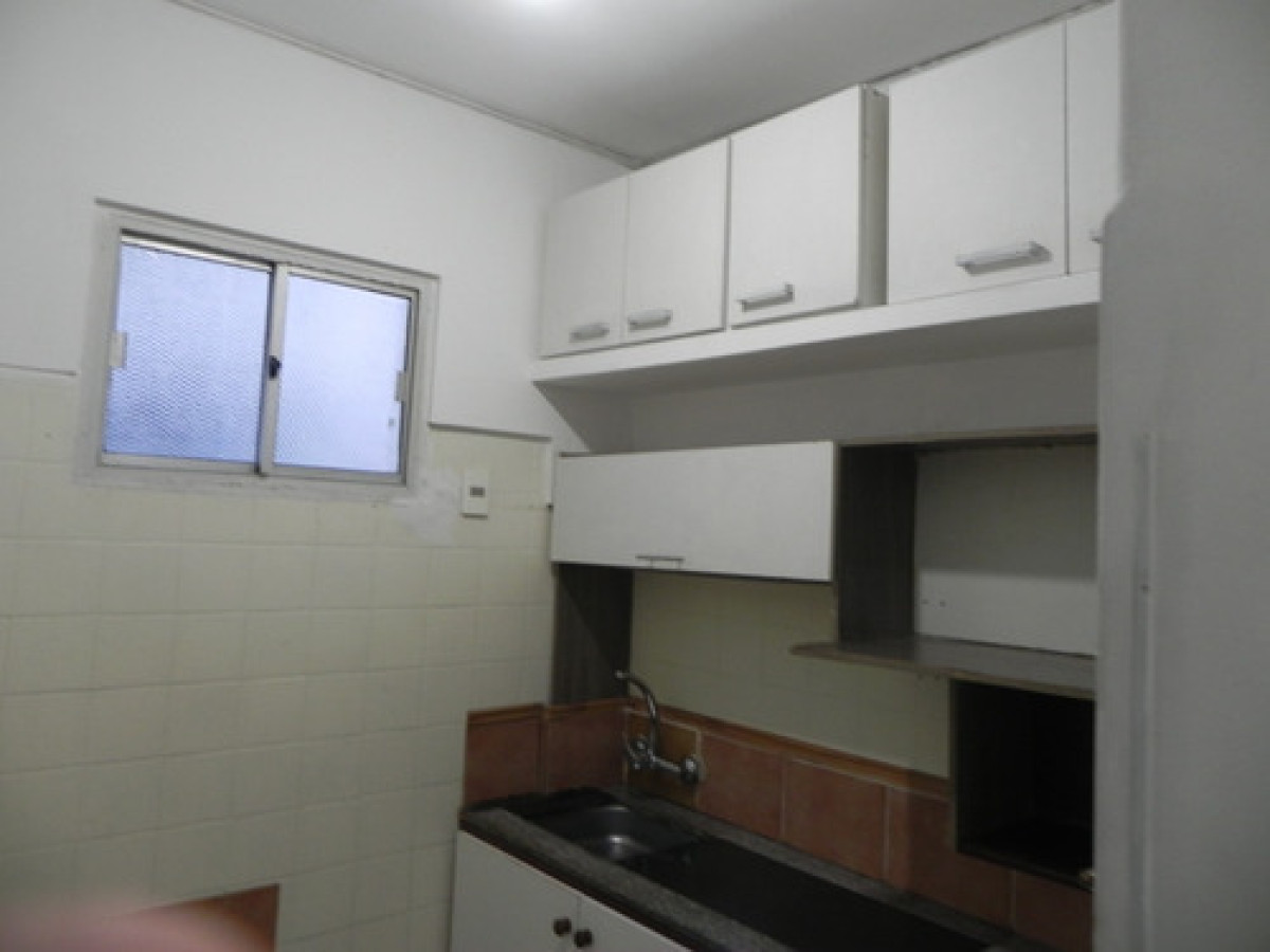 Apartamento ID.9523 - Alquiler Apartamento En Pocitos De 2 Dormitorios