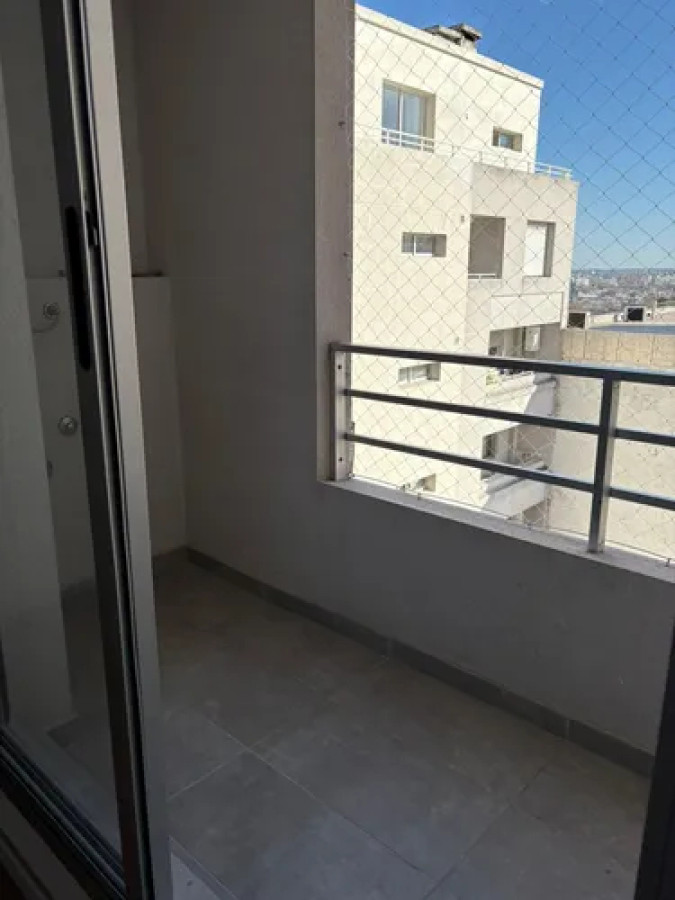 Apartamento ID.10668 - Hermoso Apartamento De 1 Dorm En Centro