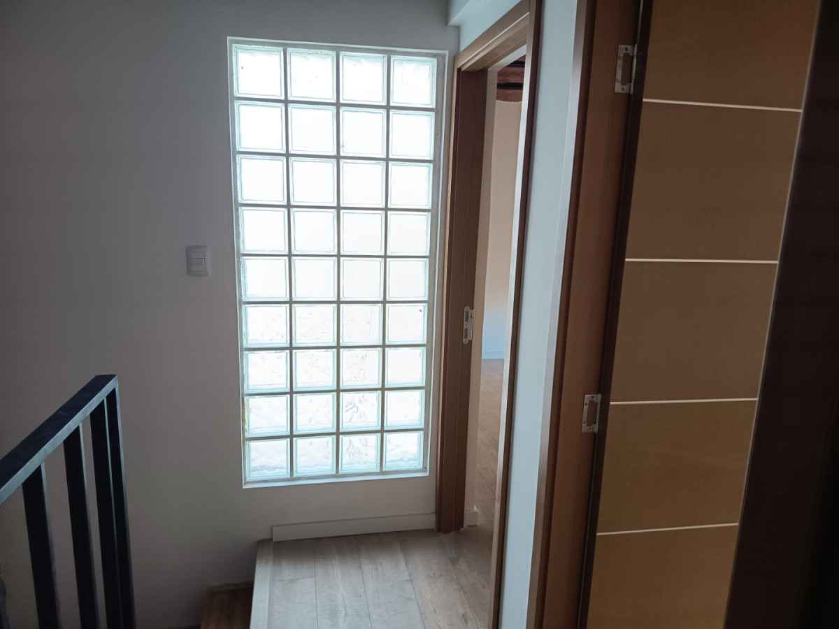 Apartamento ID.12715 - Venta Apto Casa Duplex Cordón 1 Dormitorio Azotea Reciclado