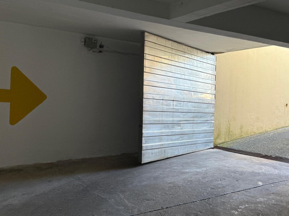 Apartamento ID.10841 - ALQUILER TEMPORADA VENTA APARTAMENTO PUNTA DEL ESTE 2 DORMITORIOS 2 BAÑOS Y GARAJ