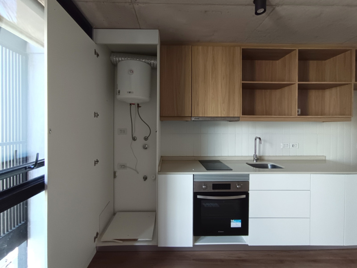 Apartamento ID.13146 - Alquiler Apartamento Nuevo De 1 Dormitorio Con Balcón Al Frente En Centro