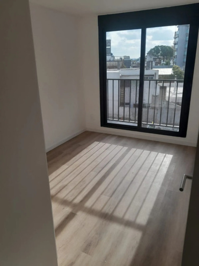 Apartamento ID.12684 - Alquiler Apartamento 2 Dormitorio A Estrenar La Blanqueada Con Balcón Y Garaje