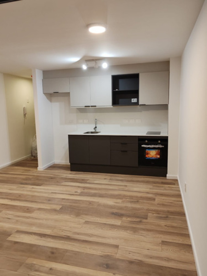 Apartamento ID.10025 - Hermoso Monoambiente En Piso Alto Buenos Amenitis 