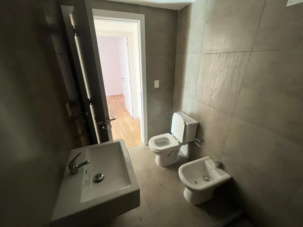 Apartamento ID.6571 - Venta Apartamento A Estrenar Centro 2 Dormitorios Terraza