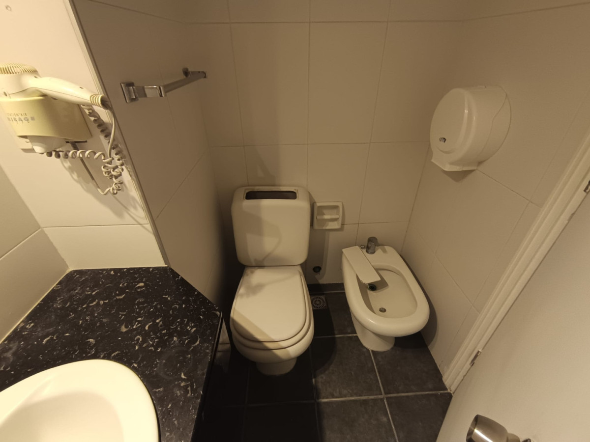 Apartamento ID.12918 - Se Vende O Alquila Monoambiente Reacondicionado Pleno Centro