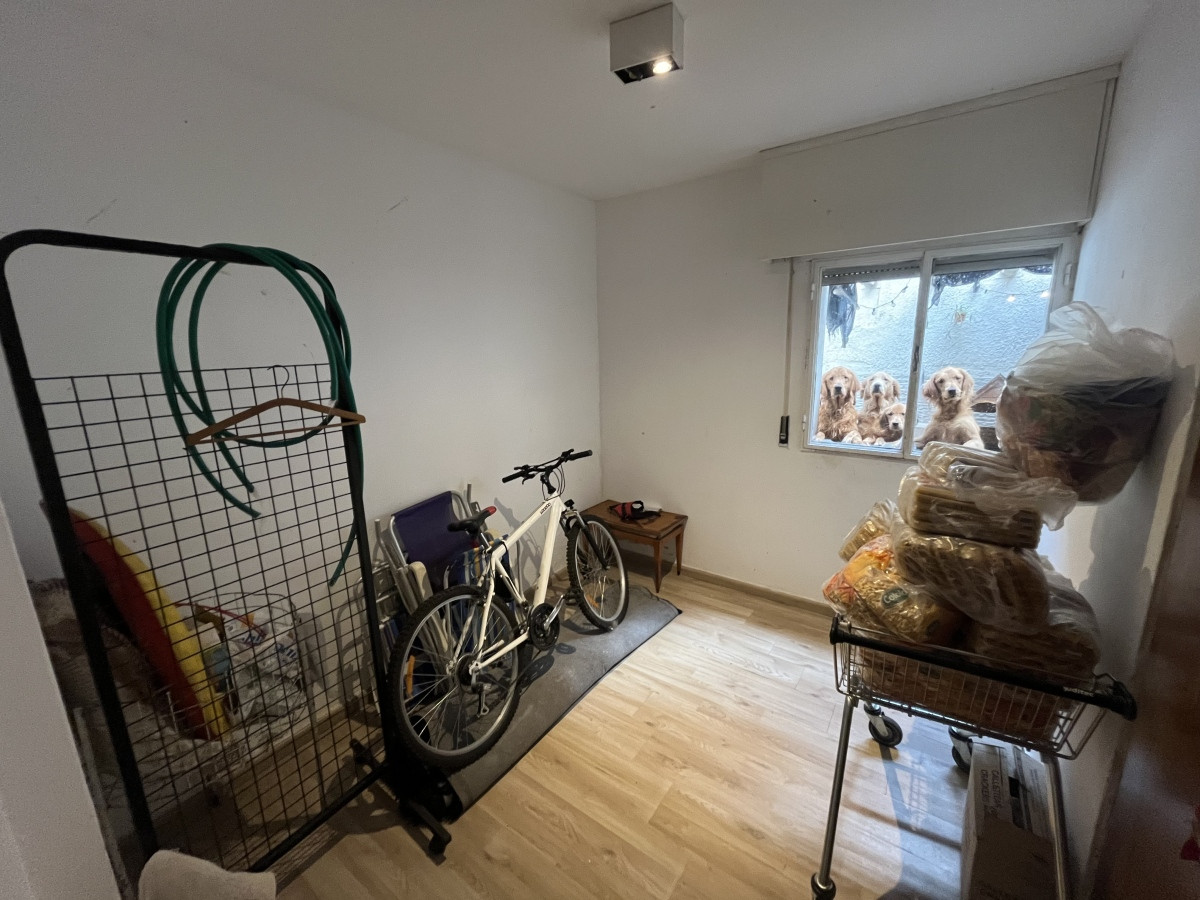 Apartamento ID.4221 - Venta Apartamento 2 Dormitorios Patio Interno Ciudad Vieja