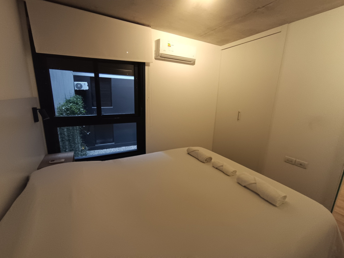 Apartamento ID.12874 - A La Venta Apartamento Casi A Estrenar Centro Cochera 1 Dorm