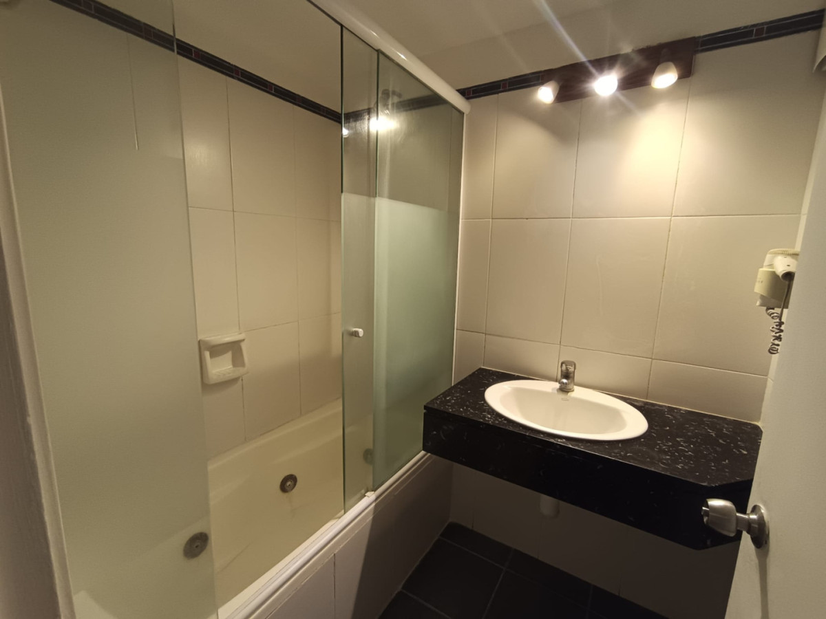 Apartamento ID.12918 - Se Vende O Alquila Monoambiente Reacondicionado Pleno Centro