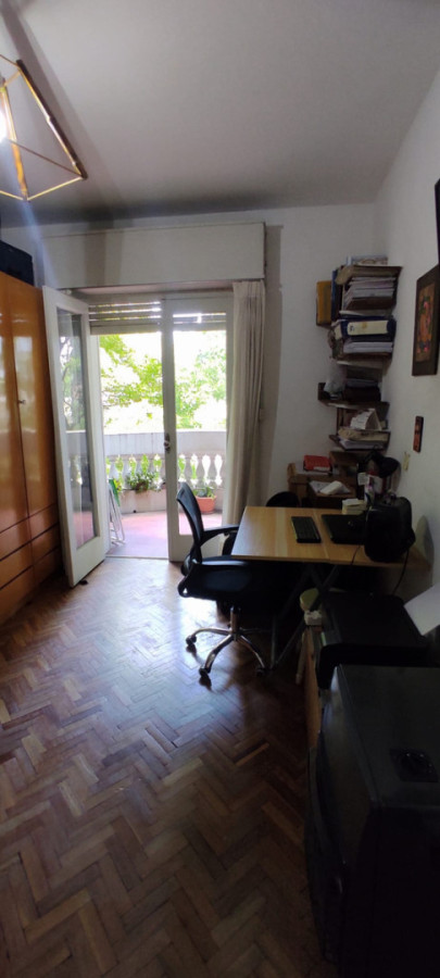 Apartamento ID.11643 - Alquiler De Apartamento 2 Dormitorios Con Balcón En Brazo Oriental 