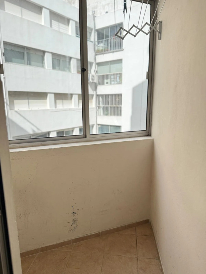 Apartamento ID.13112 - Alquiler Apartamento Al Frente 2 Dormitorios 2 Baños Garaje En Puerto Buceo