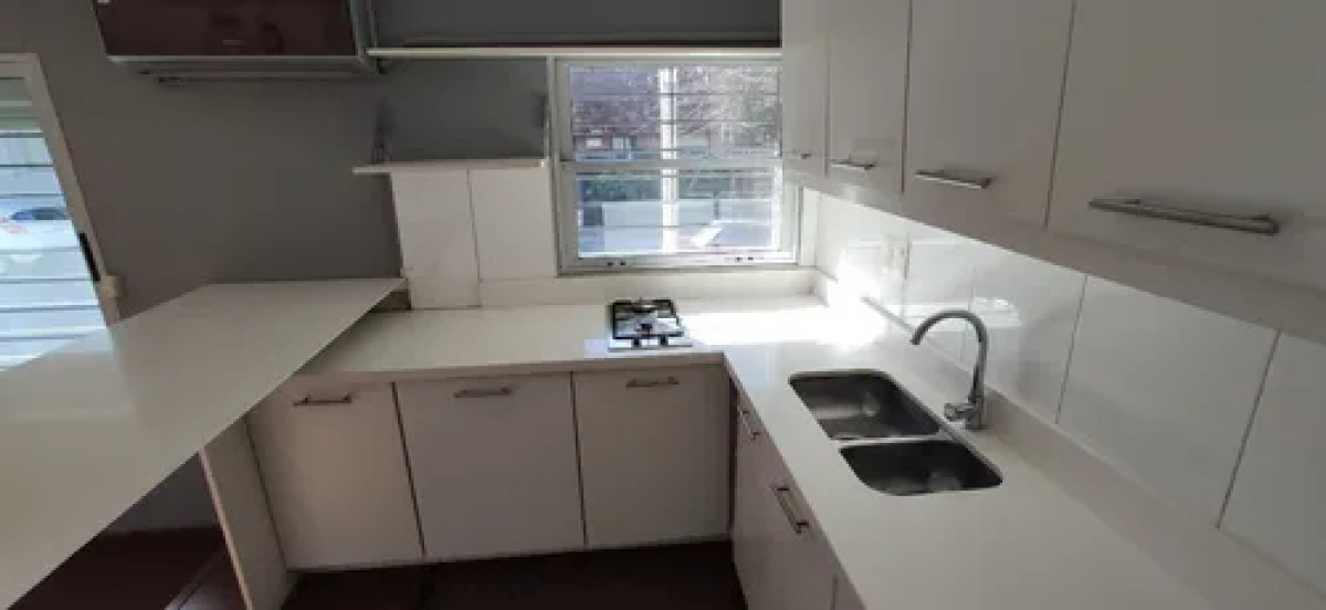 Apartamento ID.9749 - Hermoso Apartamento En Pocitos De Un Dormitorio Y Gran Terraza Con Parrillero