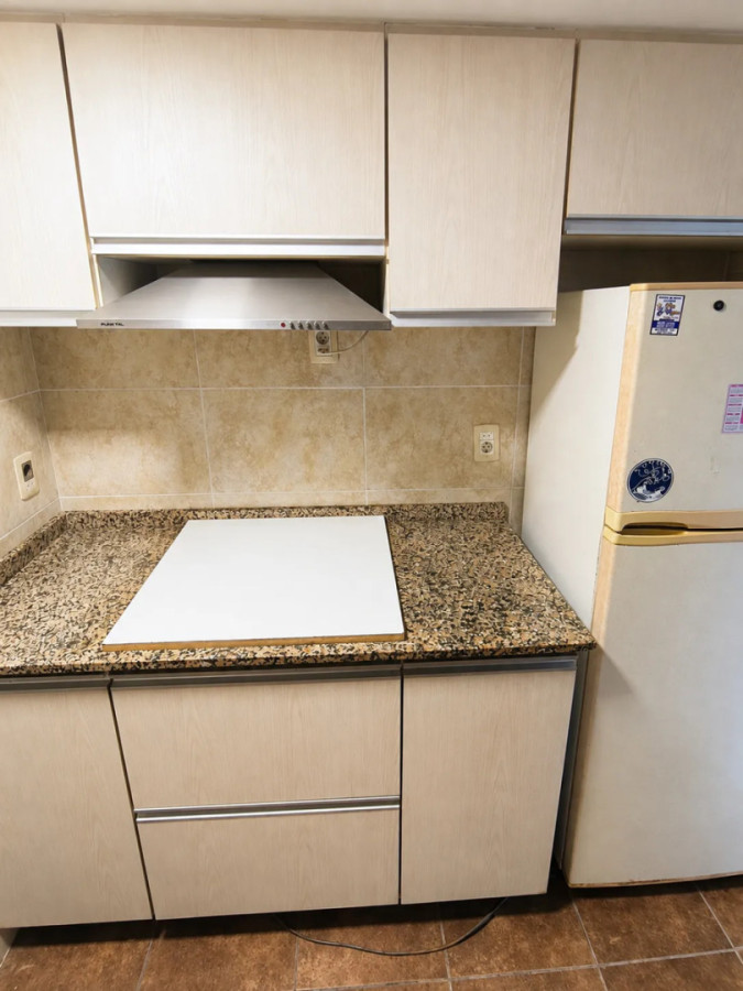 Apartamento ID.13111 - Alquiler De Monoambiente Al Frente Sobre Durazno Esquina Magallanes En Palermo