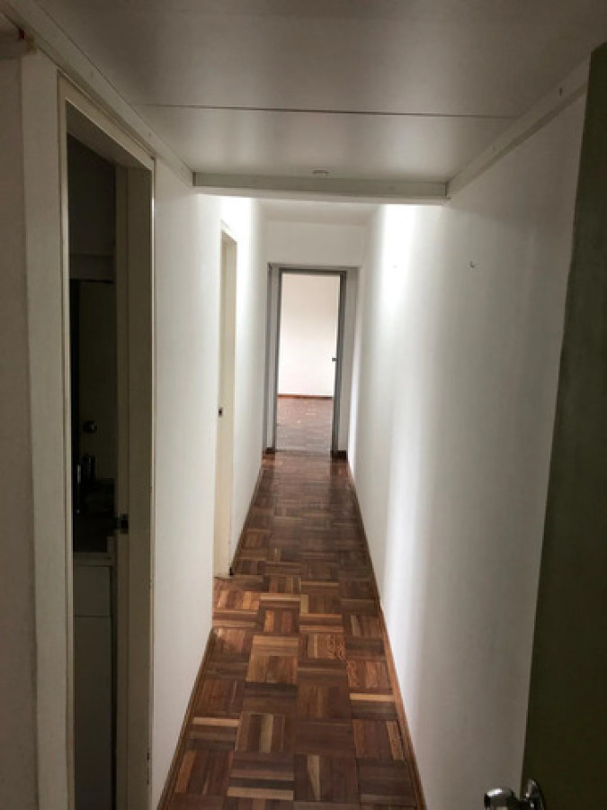Apartamento ID.12984 - Venta Apartamento 3 Dormitorios Muy Luminoso Excelente Ubicación En La Blaqueada