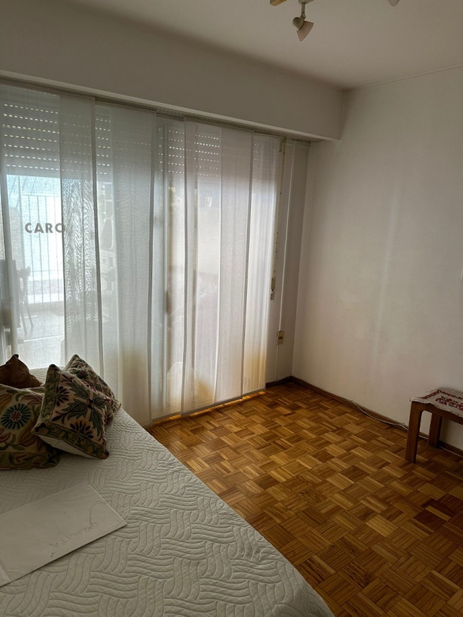 Apartamento ID.3976 - Venta Apartamento Planta Baja Con Fondo Barbacoa Villa Biarritz