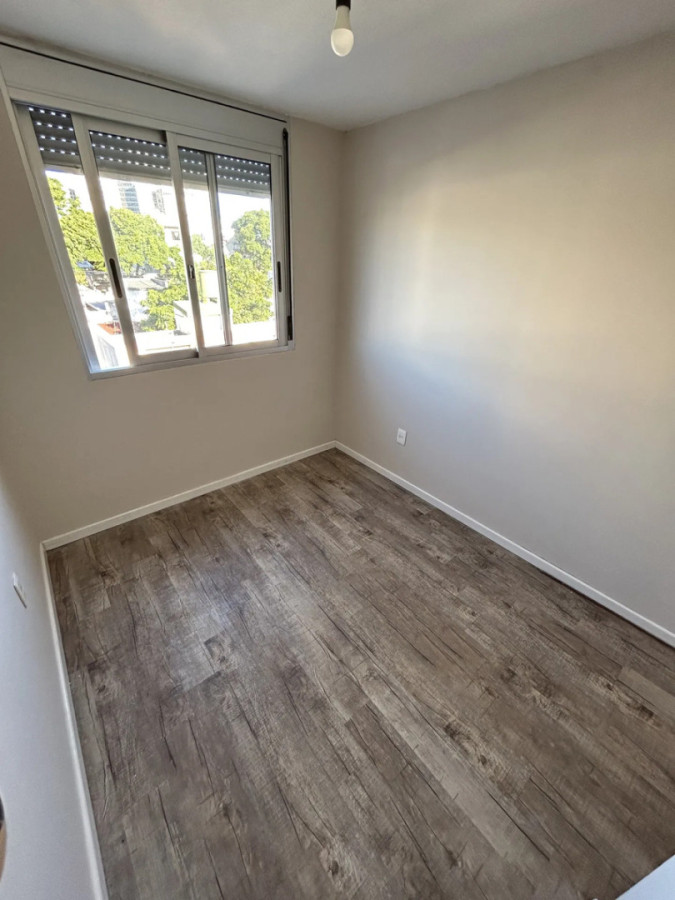 Apartamento ID.12571 - Alquiler Apartamento 2 Dormitorios Con Cochera La Blanqueada