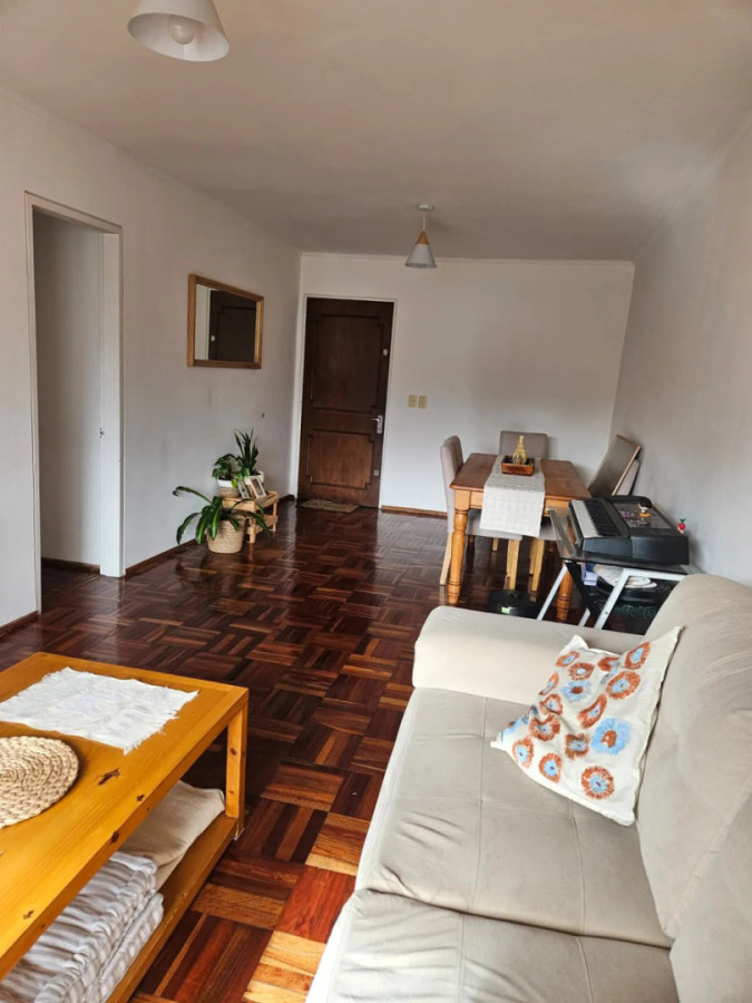 Apartamento ID.12993 - Alquiler Apartamento De 2 Dormitorios 2 Baños Amplio Y Luminoso En Cordón
