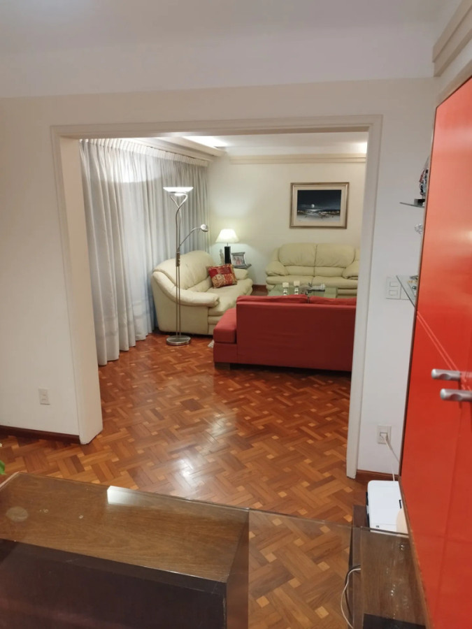 Apartamento ID.12985 - Alquiler Apartamento Amoblado 3 Dormitorios 3 Baños Con Garaje En Pocitos