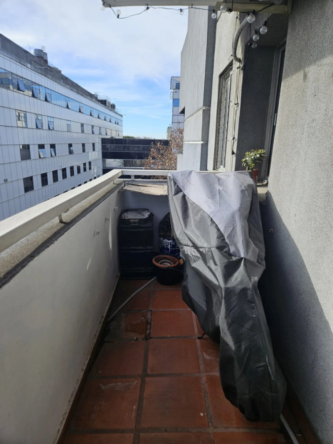 Apartamento ID.12993 - Alquiler Apartamento De 2 Dormitorios 2 Baños Amplio Y Luminoso En Cordón