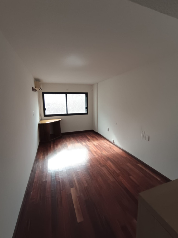 Apartamento ID.12918 - Se Vende O Alquila Monoambiente Reacondicionado Pleno Centro