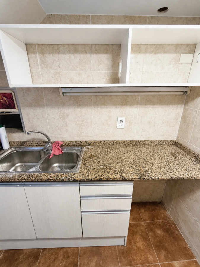 Apartamento ID.13111 - Alquiler De Monoambiente Al Frente Sobre Durazno Esquina Magallanes En Palermo