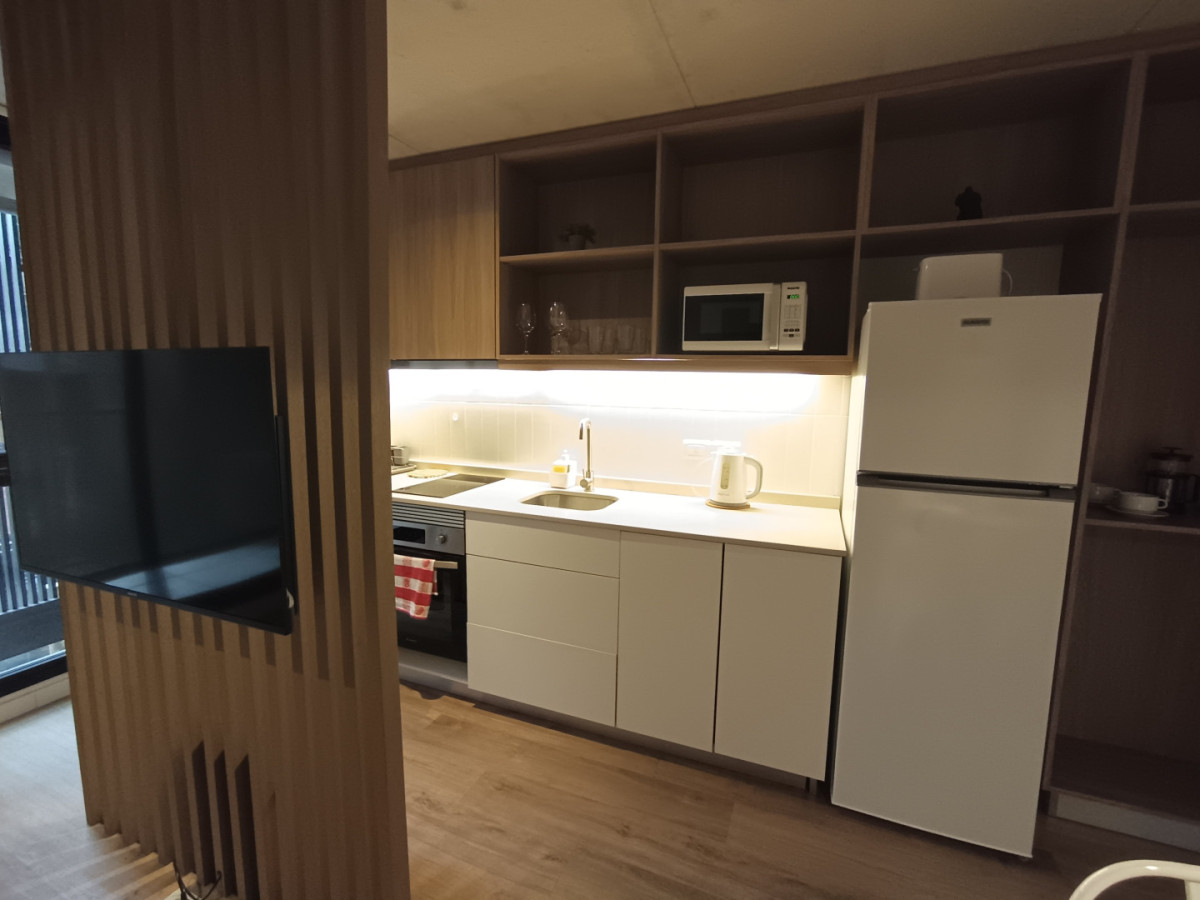 Apartamento ID.12874 - A La Venta Apartamento Casi A Estrenar Centro Cochera 1 Dorm