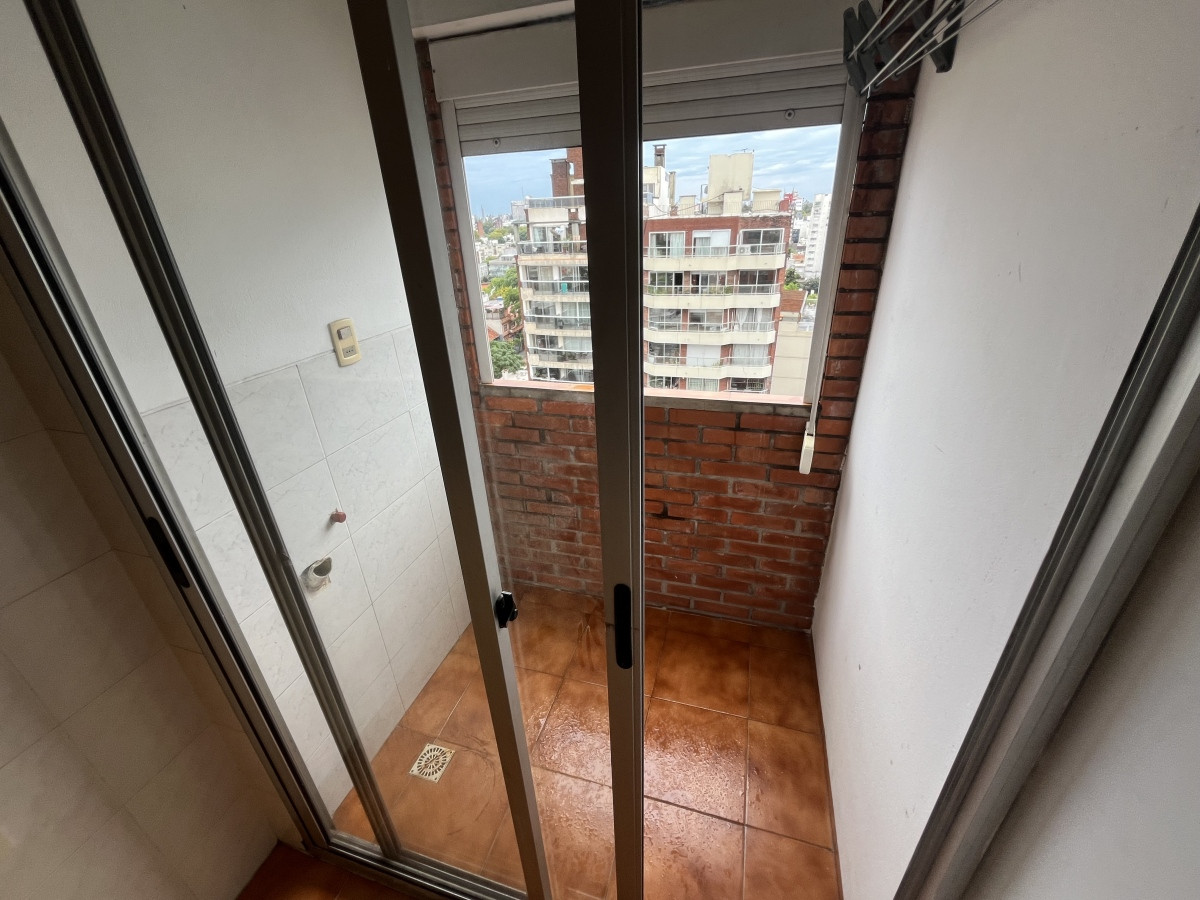 Apartamento ID.3376 - Alquiler Apartamento 2 Dormitorios Balcón En Pocitos Nuevo