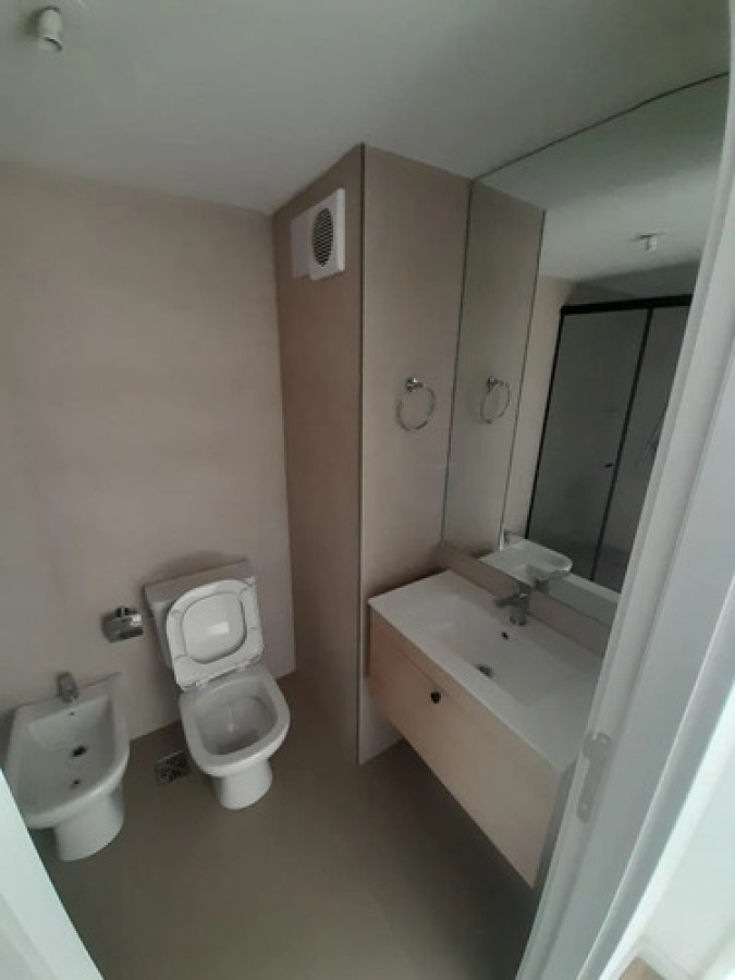 Apartamento ID.12684 - Alquiler Apartamento 2 Dormitorio A Estrenar La Blanqueada Con Balcón Y Garaje