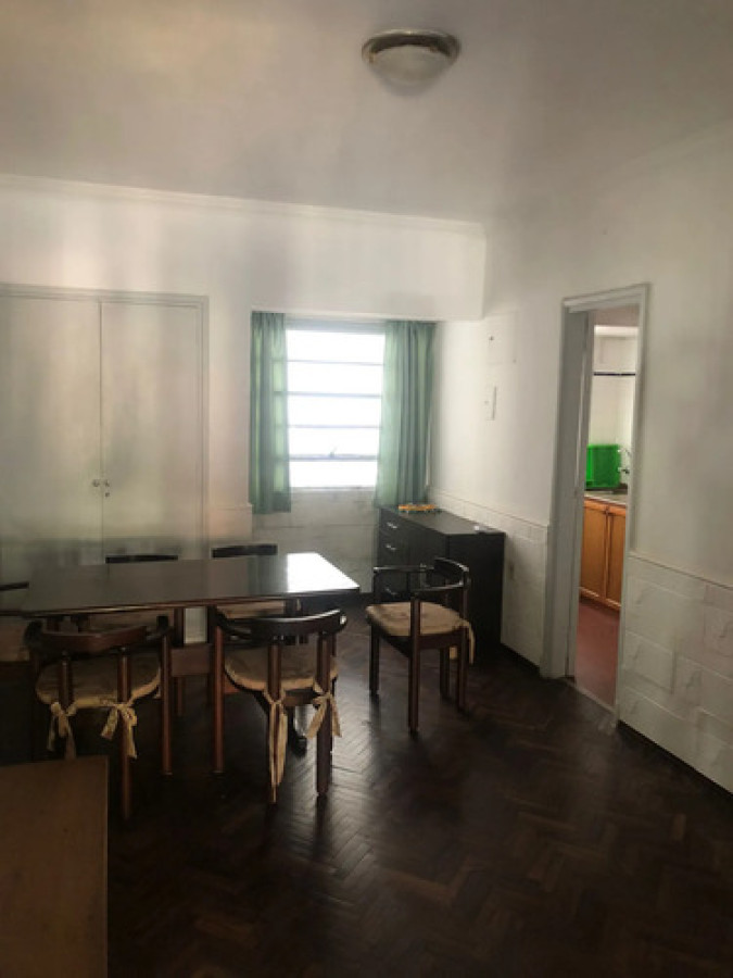 Apartamento ID.12975 - Alquiler Apartamento 1 Dormitorio En Planta Baja Con Patio Semiamoblado Tres Cruces