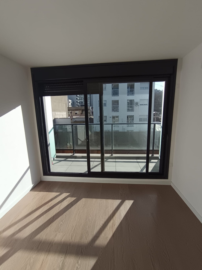 Apartamento ID.10856 - Alquiler Amplio Monoambiente A Estrenar Opción Garaje Cordón
