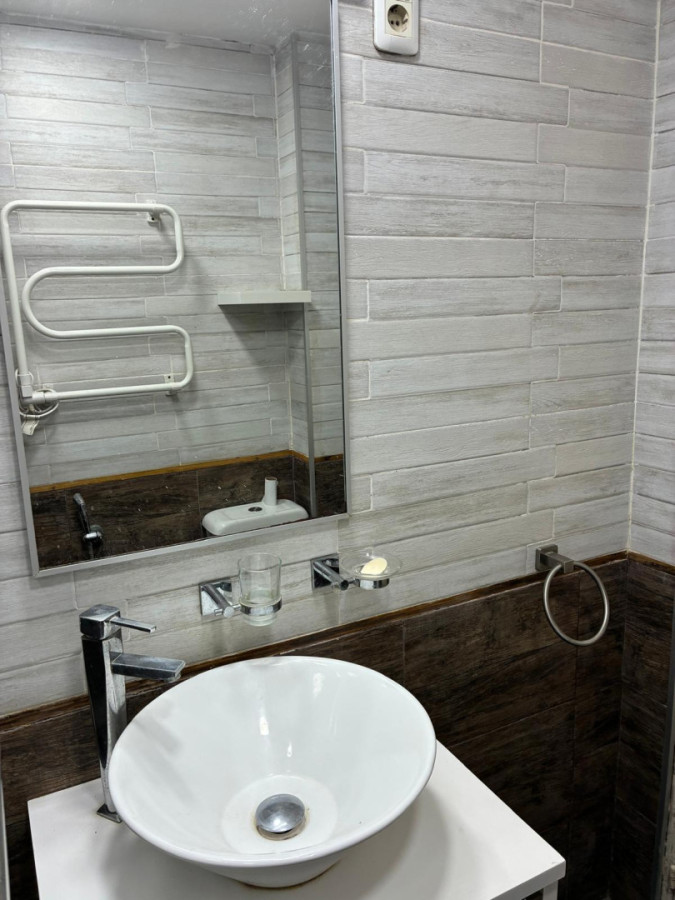 Apartamento ID.3453 - Alquiler o Venta Apartamento 2 Dormitorios Reducto Con Patio Luminoso