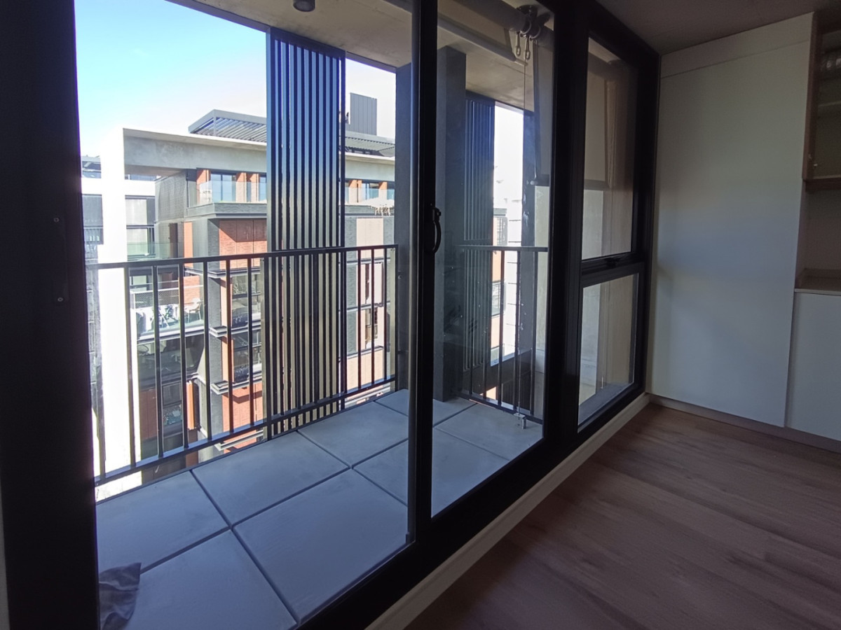 Apartamento ID.13147 - Alquiler Apartamento Nuevo De 1 Dormitorio Con Balcón Al Frente En Centro