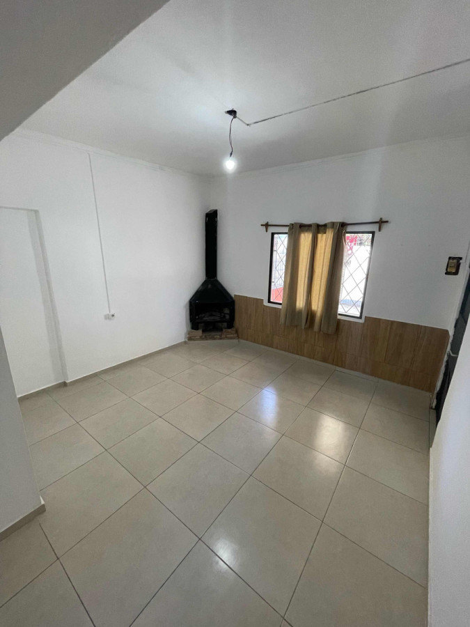 Apartamento ID.7992 - Venta Apartamento 1 Dormitorio Garage Patio Sin Gastos En Villa Española 