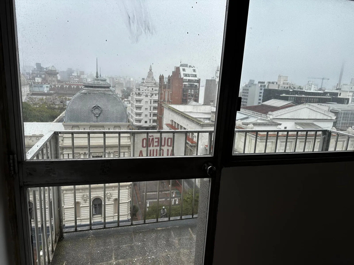 Apartamento ID.13008 - Alquiler De Monoambiente Sobre 18 De Julio Cómodo Y Luminoso Vista Despejada En Cordón