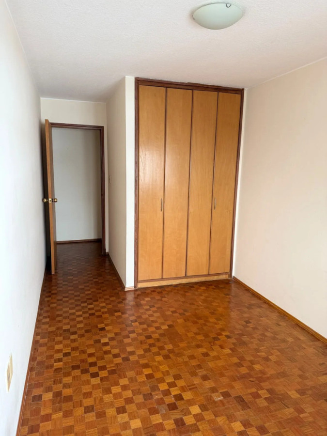 Apartamento ID.13112 - Alquiler Apartamento Al Frente 2 Dormitorios 2 Baños Garaje En Puerto Buceo