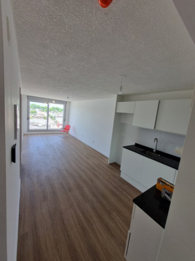 Apartamento ID.11557 - Alquiler Apartamento 1 Dormitorio Con Cochera  En La Blanqueada