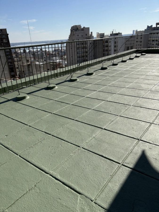 Apartamento ID.12682 - Alquiler Apto Penthouse 2 Dormitorios Gran Terraza Garaje Centro