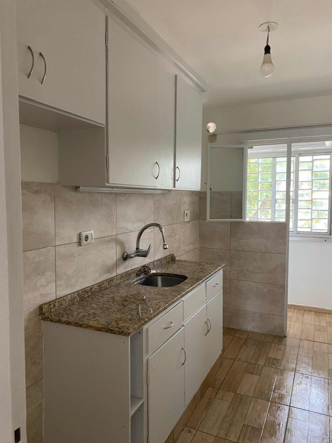 Apartamento ID.8697 - Venta De Apartamento 2 Dormitorios Mercado Modelo