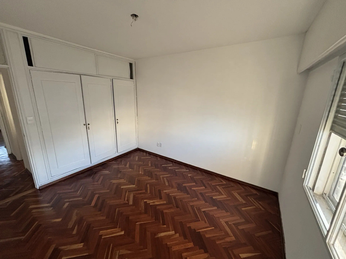 Apartamento ID.12578 - Alquiler Apartamento 3 Dormitorios Balcón Garaje Parque Rodó