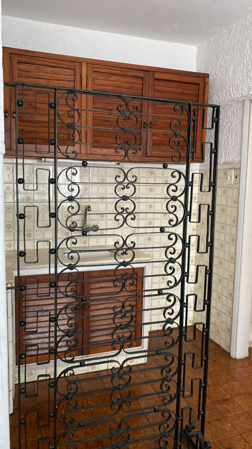 Apartamento ID.3644 - Venta Renta Apartamento 2 Dormitorios Excelente Estado Centro