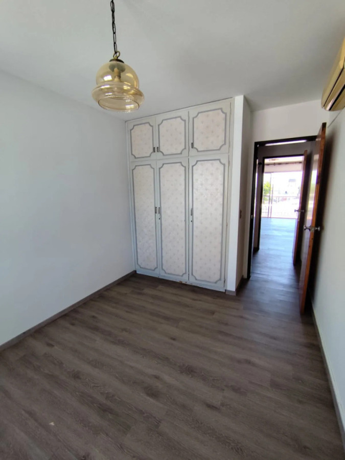 Apartamento ID.12573 - Alquiler Apartamento De 2 Dormitorios Al Frente En Unión