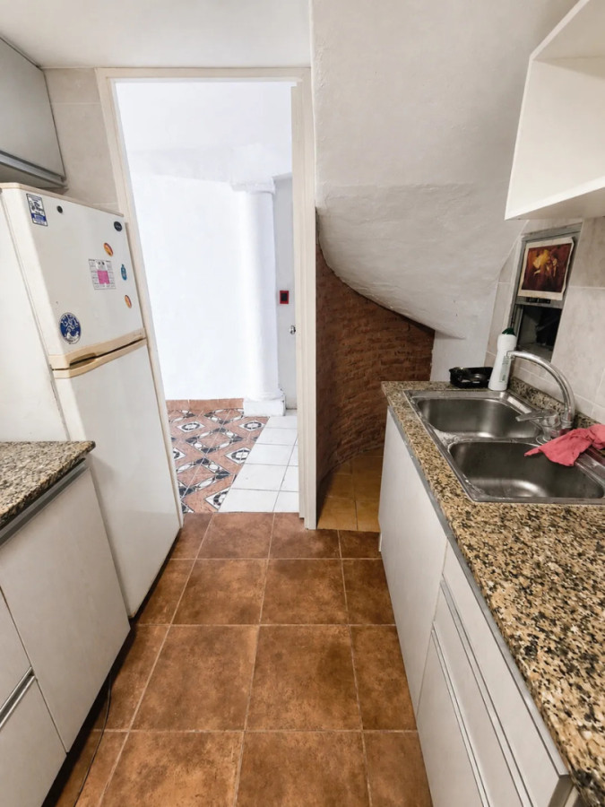 Apartamento ID.13111 - Alquiler De Monoambiente Al Frente Sobre Durazno Esquina Magallanes En Palermo