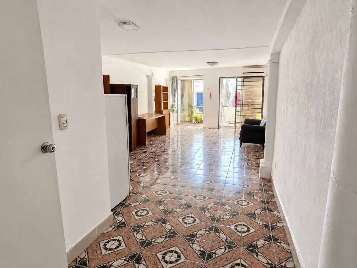 Apartamento ID.13111 - Alquiler De Monoambiente Al Frente Sobre Durazno Esquina Magallanes En Palermo