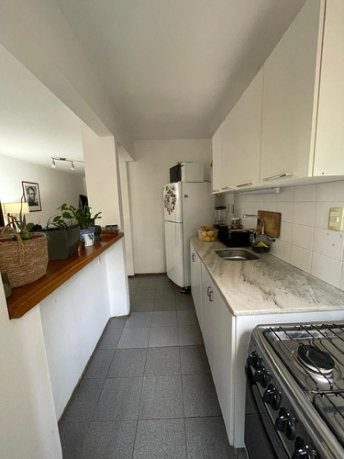 Apartamento ID.10411 - VENTA APARTAMENTO EN BUCEO 2 DORMIORIOS Y BALCÓN!