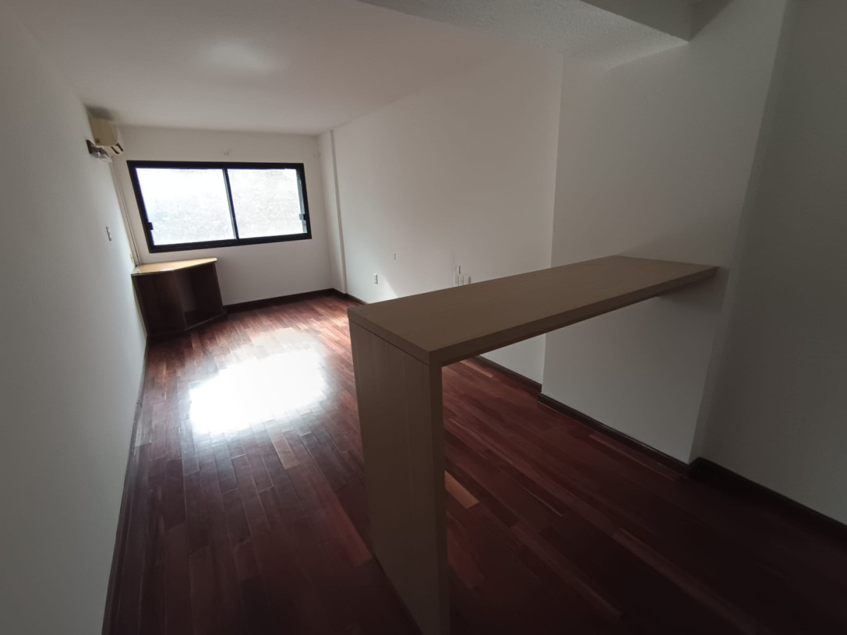 Apartamento ID.12918 - Se Vende O Alquila Monoambiente Reacondicionado Pleno Centro