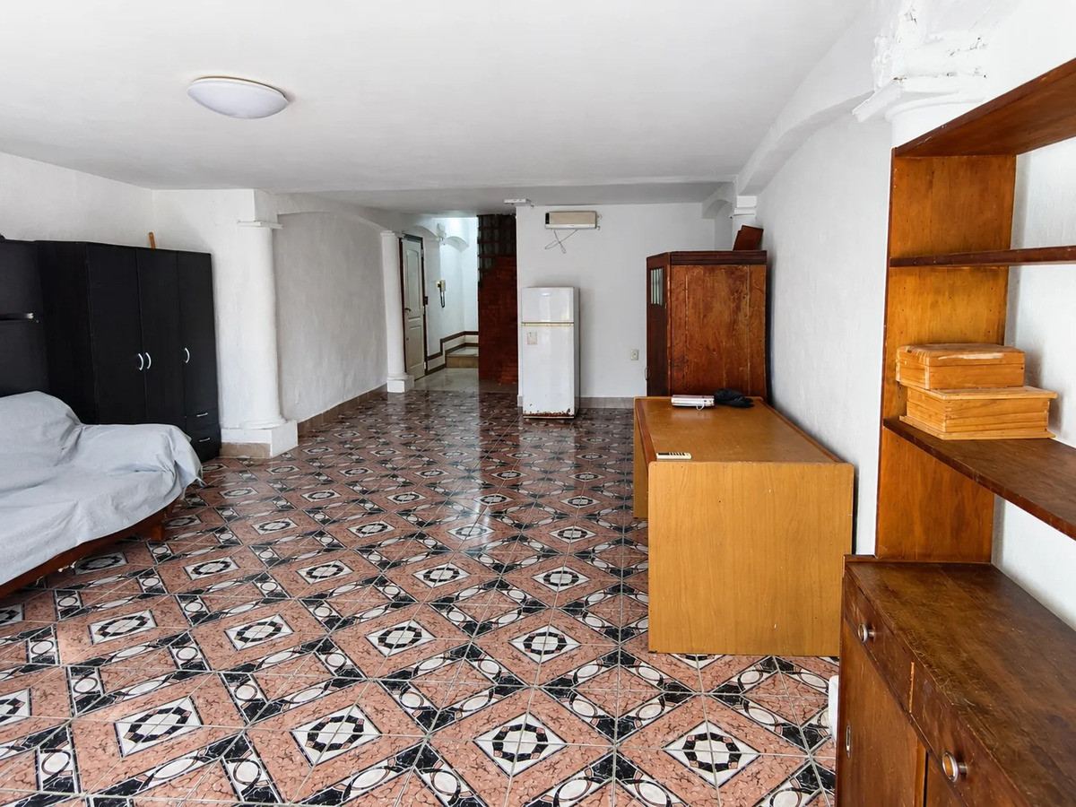Apartamento ID.13111 - Alquiler De Monoambiente Al Frente Sobre Durazno Esquina Magallanes En Palermo