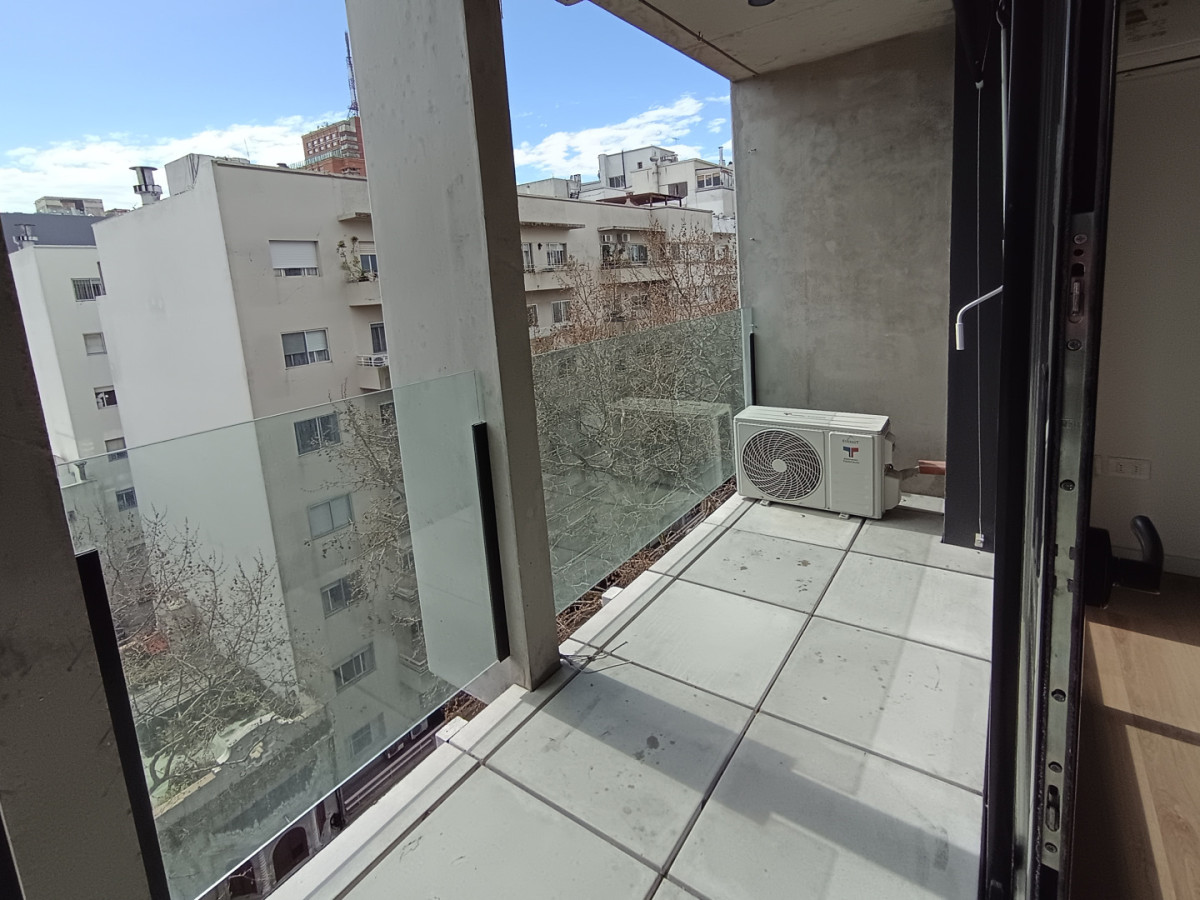 Apartamento ID.13150 - Alquiler Apartamento A Estrenar 2 Dormitorios Balcón Al Frente En Centro